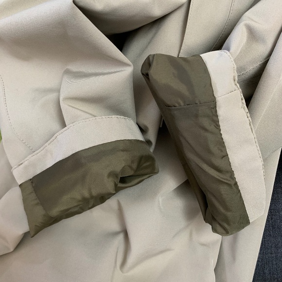 Barbour PLUS Colt Waterproof Trench Coat Beige - Picture 8 of 8